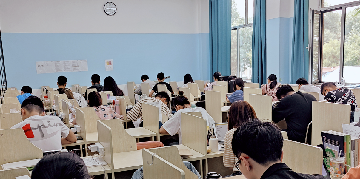 池州考研寄宿学校-学习氛围